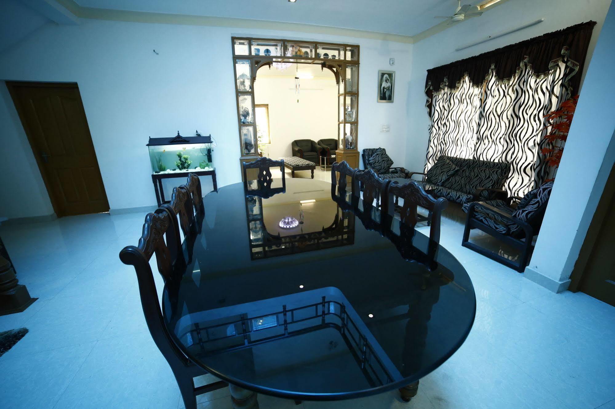 Cochin Cove Homestay Kochi Exterior foto